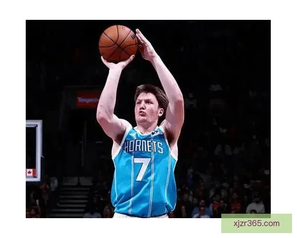 克努佩尔再创历史 成为最年轻单赛季命中250记三分的球员